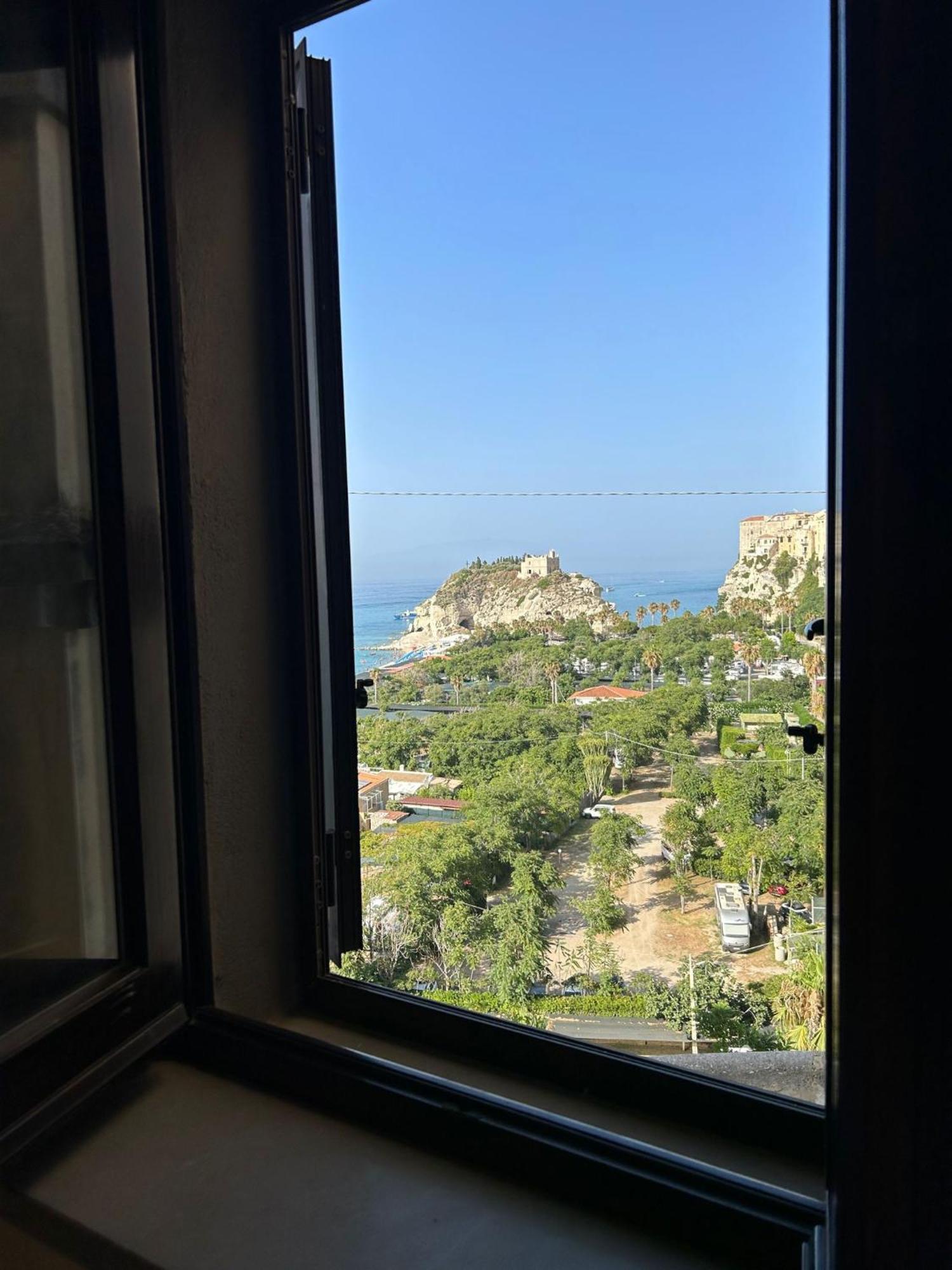 La Locanda Del Convento Tropea Luaran gambar